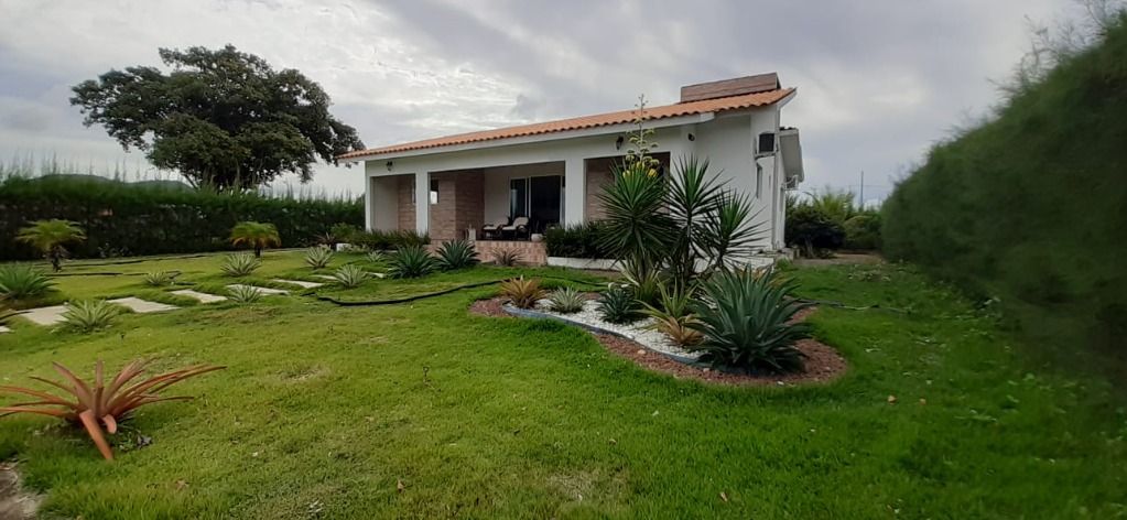 Casa à venda com 2 quartos, 140.00m² - Gurinhém,Gurinhém